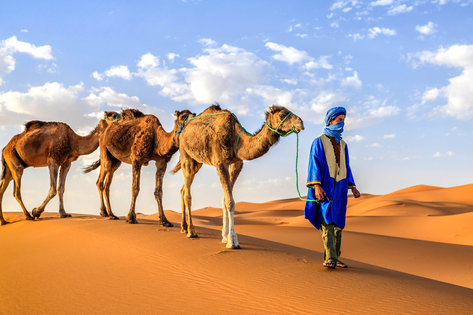 Immersive 4-Day Desert and Touareg Sahara Experience from Marrakech